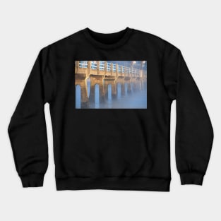 Le Conquet - La passerelle dans la brume Crewneck Sweatshirt